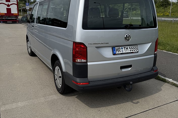 VW T6.1 9 Sitzer Bus Silber